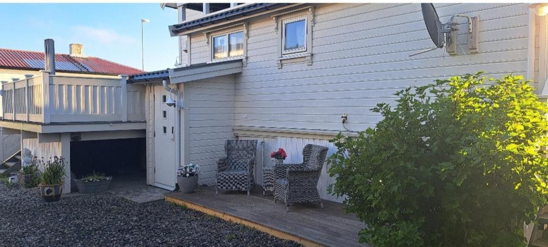 אנדנס Sentral Studioleilighet Ved Stranden Og Hvalsenter Nb Ma Vaskes Etter Endt Leie Eller Betale Rengjoringshjelpen 500 Kr מראה חיצוני תמונה